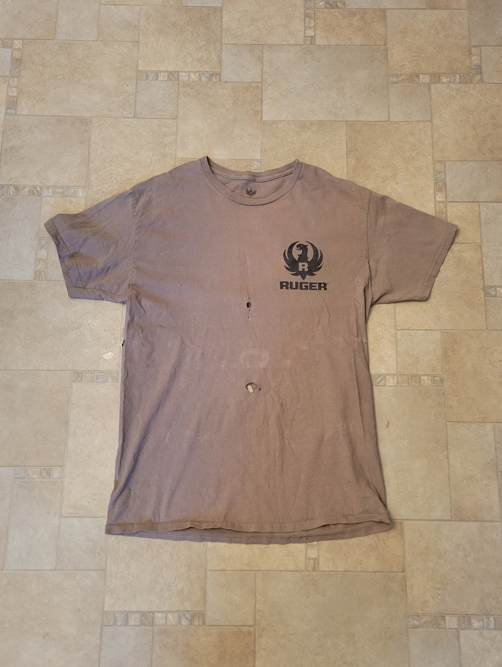 Ruger Tan Graphic T-shirt Men's Size Medium Well Worn